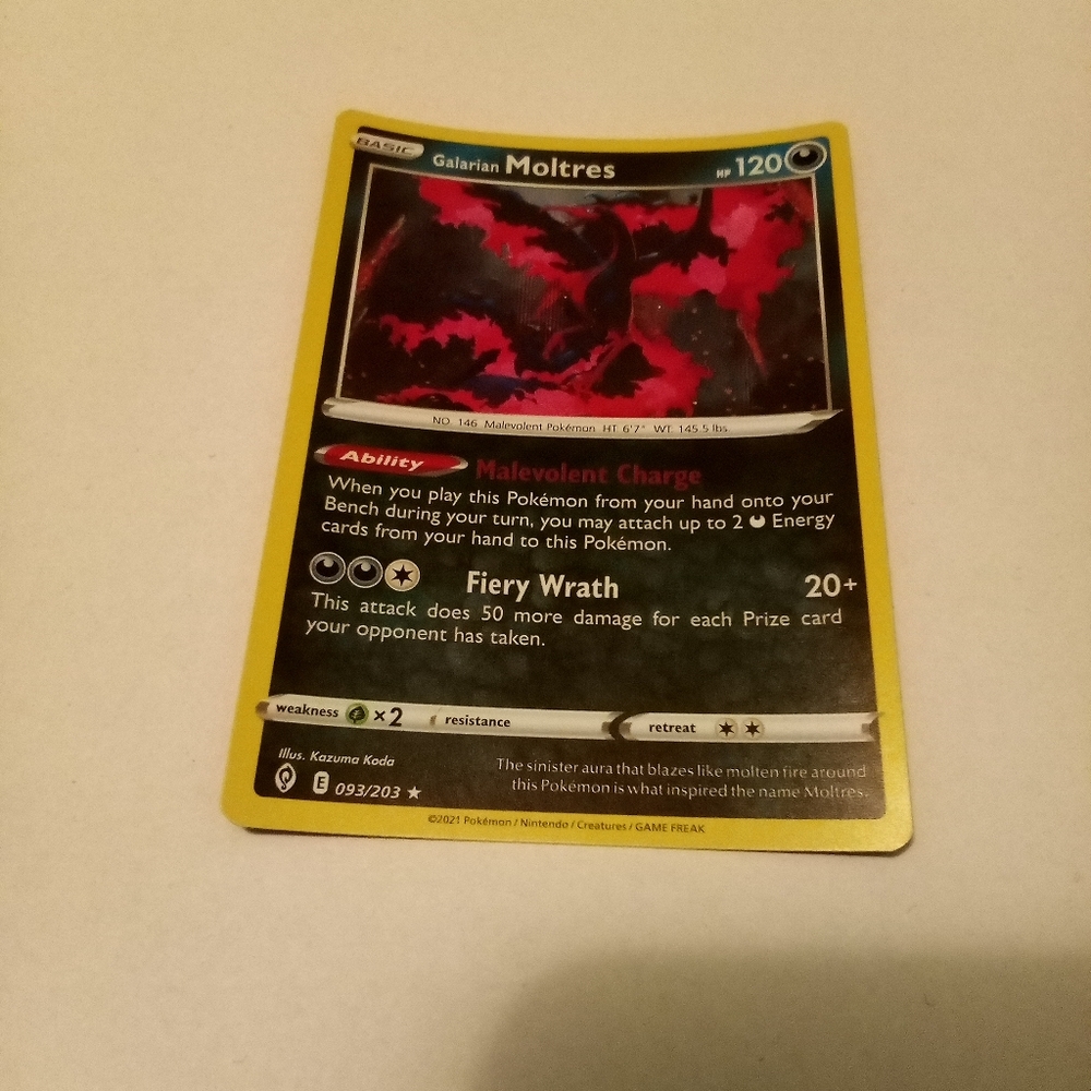 Pokemon 2021 Galarian Moltres 093/203 Evolving Skies Rare Holo